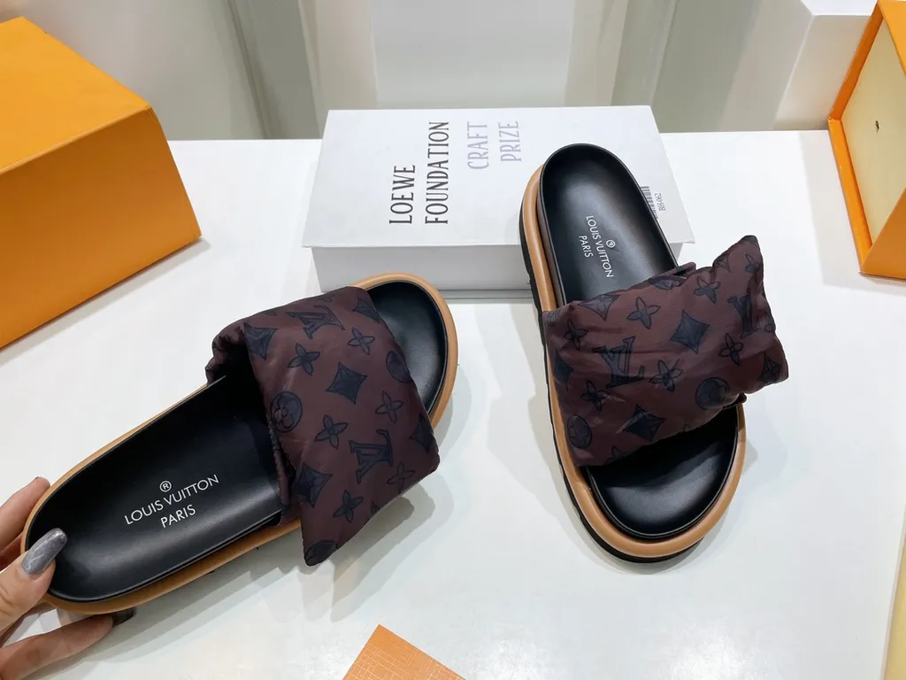 Louis Vuitton Shoe 